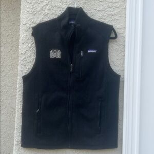 Patagonia Men's Black Fleece Better Sweater Vest with Logo on Chest Size M